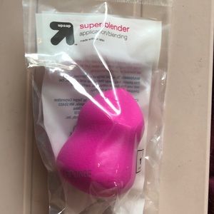 Makeup blender- free with bundle!